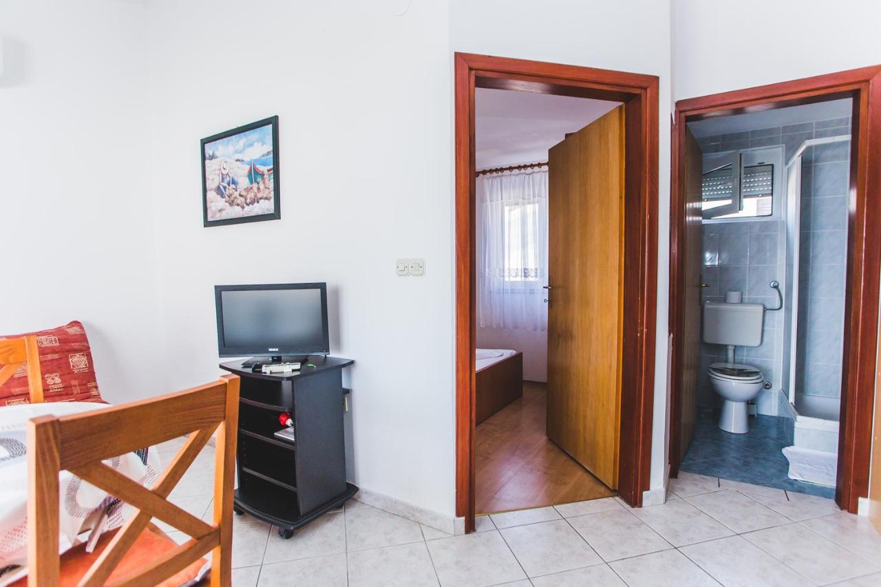 Males Apartamento