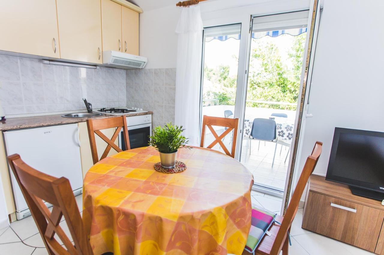 Males Apartamento